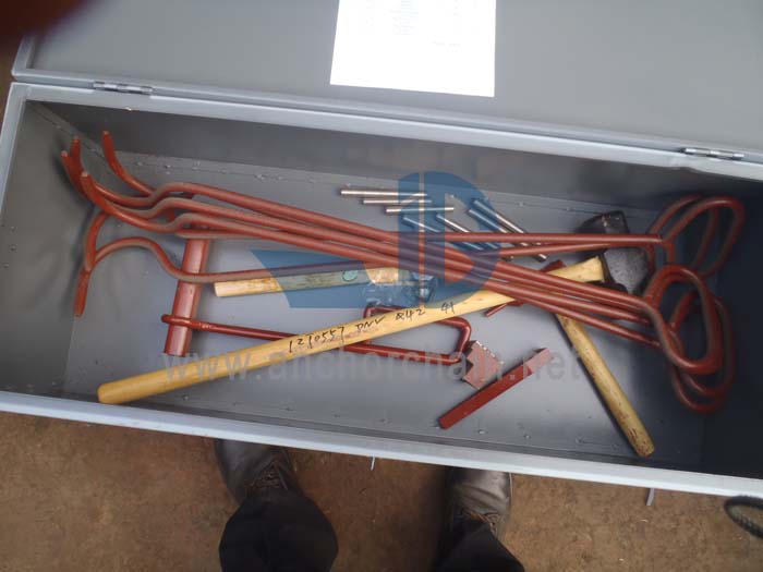 Désengagement de l'outil et de la boîte à outils