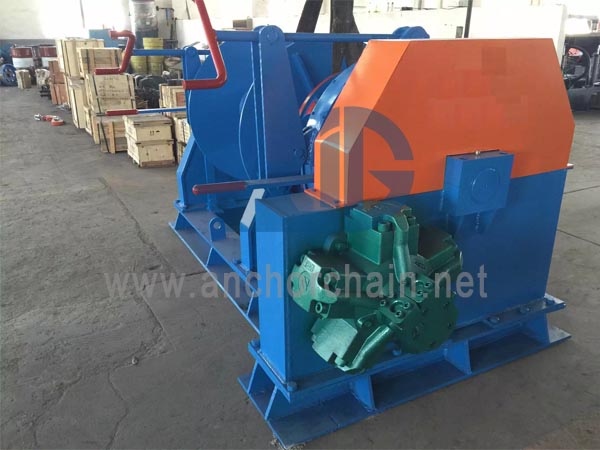Treuil hydraulique pour chute d'eau
