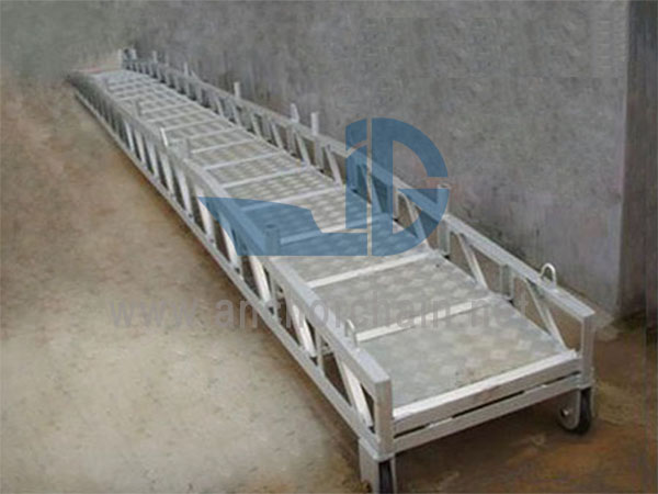 Passerelle en aluminium marine